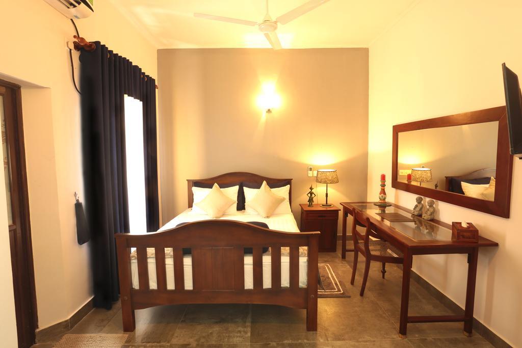 Mitrayu Villa Nugegoda Phòng bức ảnh